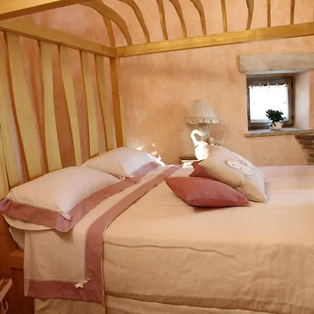 Sleeps 13 Pool Air Con Wifi Guardea