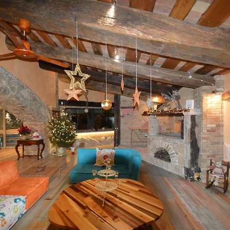 Sleeps 13 Pool Air Con Wifi Semesterbostad Guardea